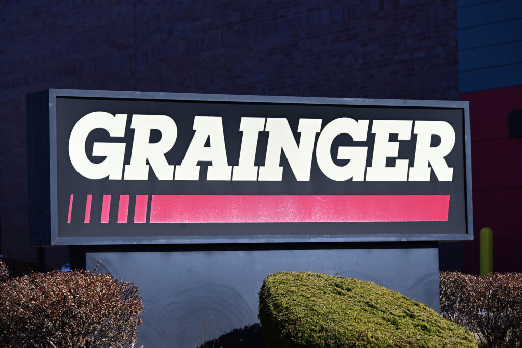 Keynote: How Grainger’s ‘Bit-by-Bit’ Approach Balances the Risks and Rewards of AI